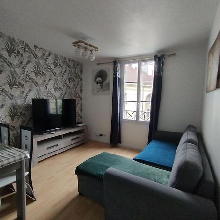 Appartement Situe Place Toscane A 5 Min De Disney 塞里斯 外观 照片