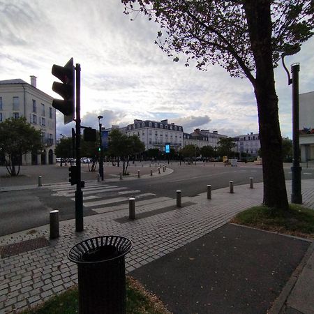 Appartement Situe Place Toscane A 5 Min De Disney 塞里斯 外观 照片